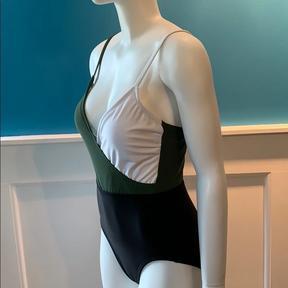 Kona Sol Swimsuit - Green, Black & White - Small‎